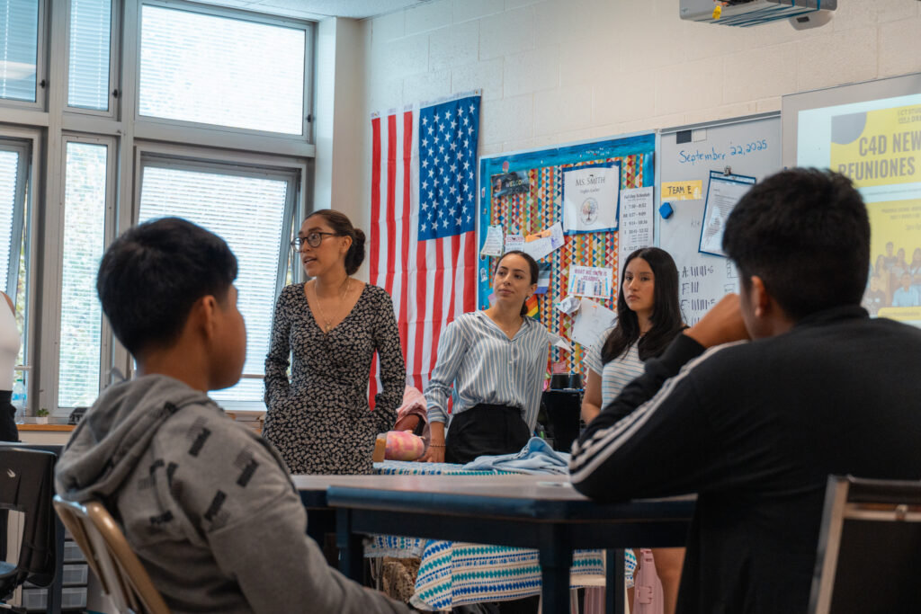 CT4adream with immigrant students